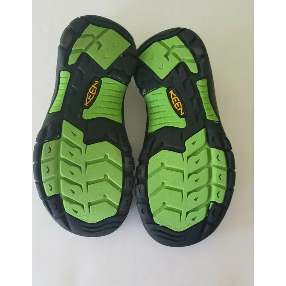 NEW KEEN Newport H2 Boys Waterproof Shoes/Sandals Grey/neon Green/yellow Size 1